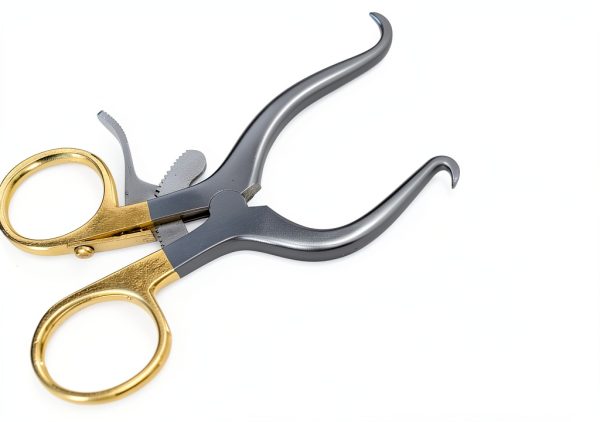 CYNAMED Retractor Stainless Steel Tungsten-4